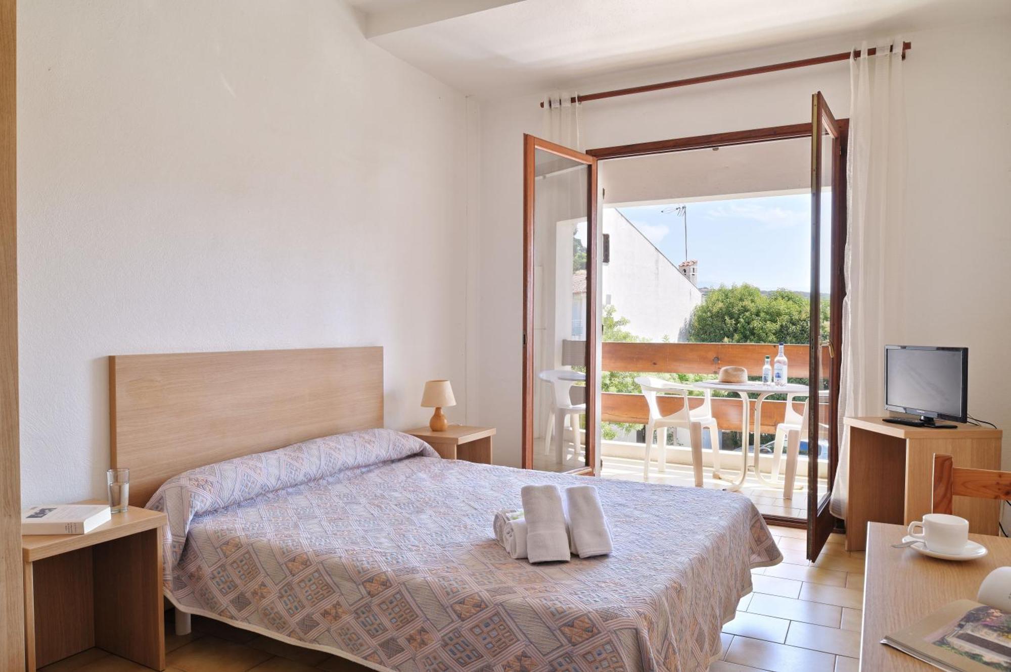 פורטיסיו Motel De Porticcio מראה חיצוני תמונה