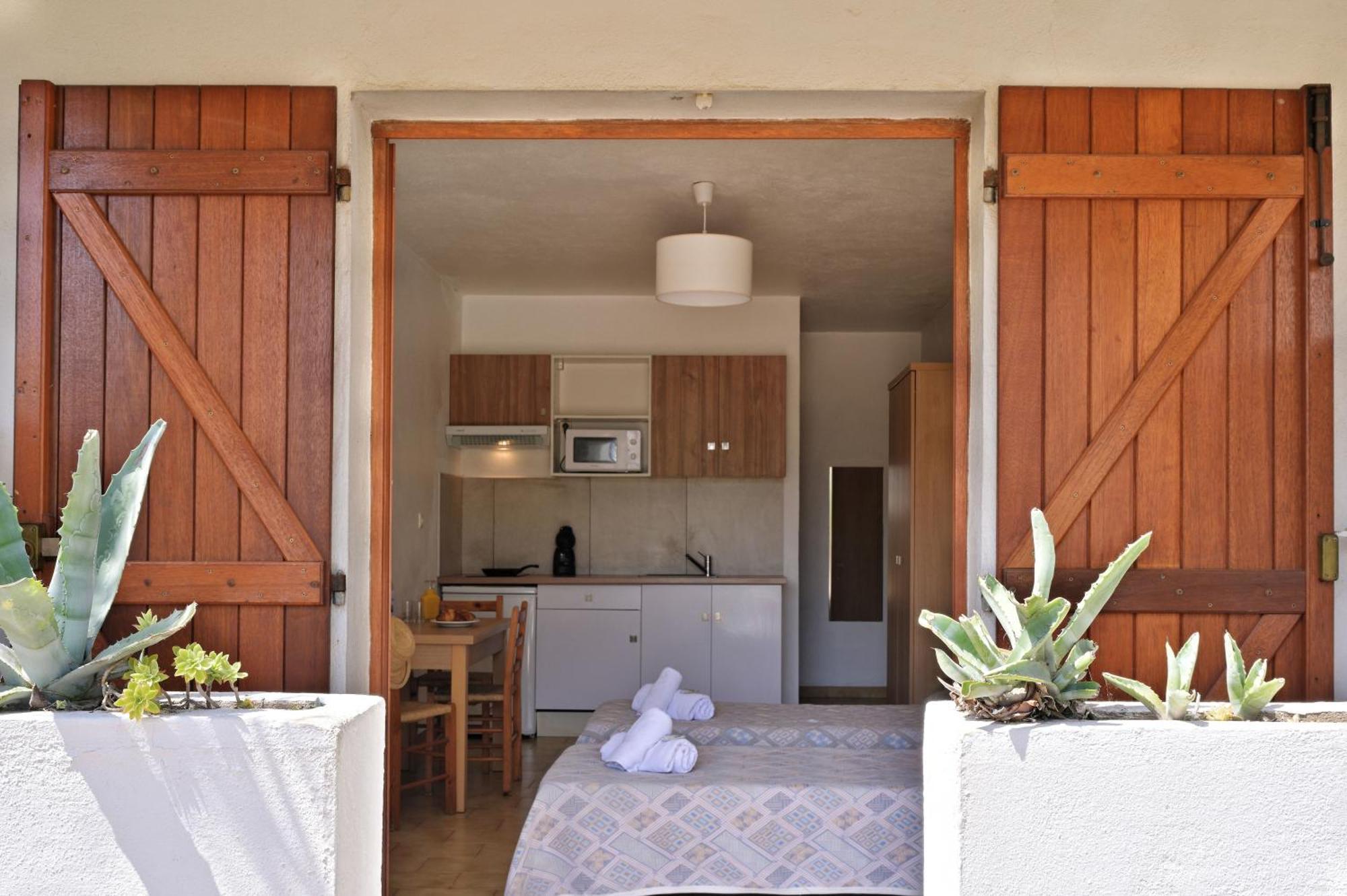 פורטיסיו Motel De Porticcio מראה חיצוני תמונה
